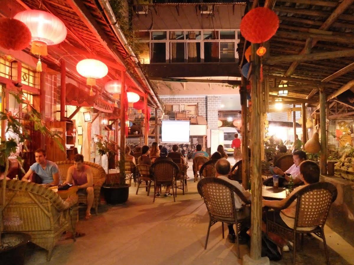 Hello Chengdu International Youth Hostel Exterior foto